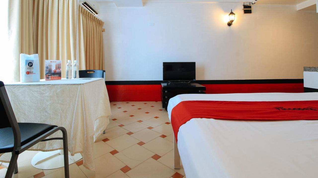 Reddoorz At The Providence Tower Hotel Manila Exterior foto