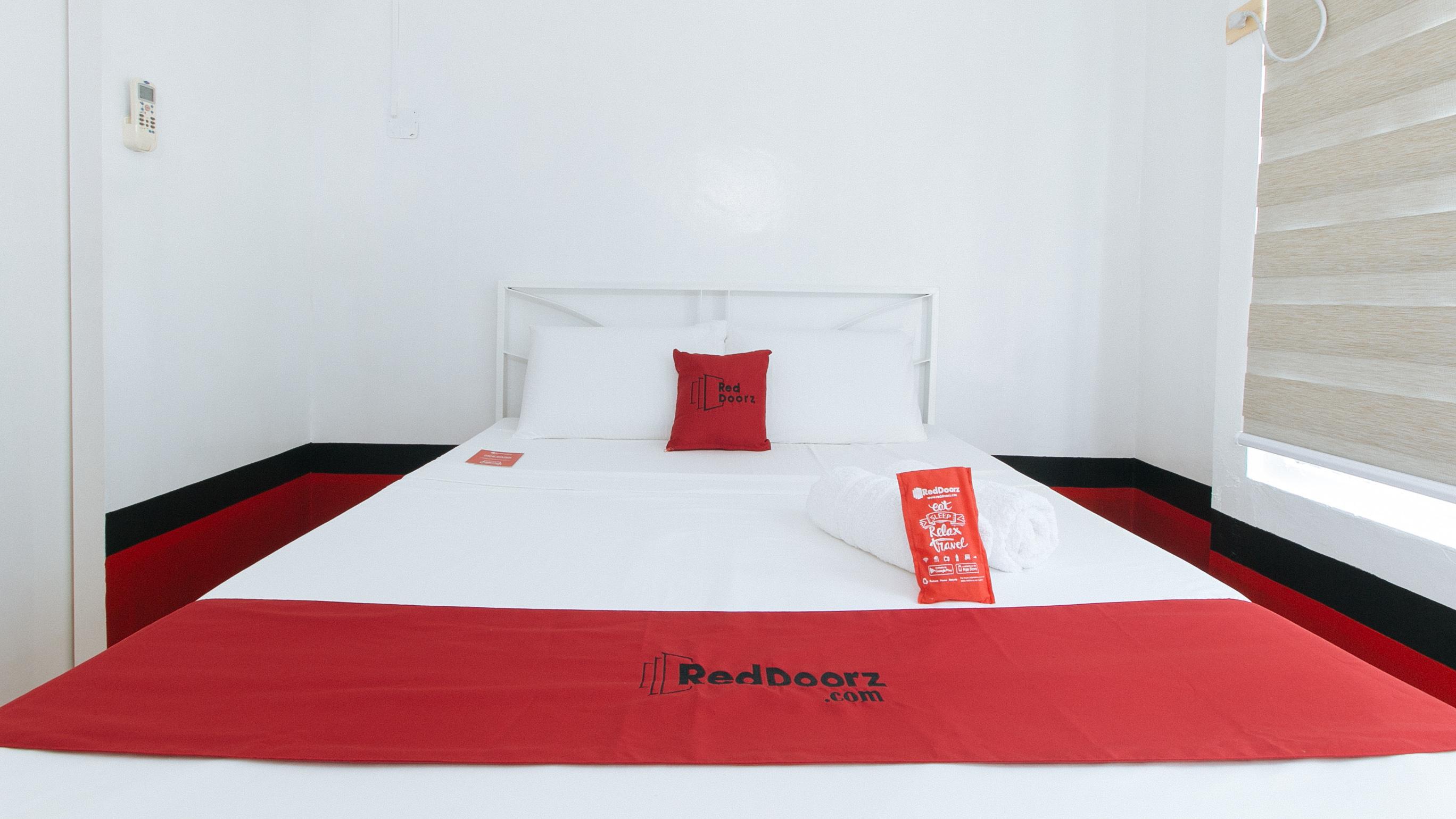 Reddoorz At The Providence Tower Hotel Manila Exterior foto